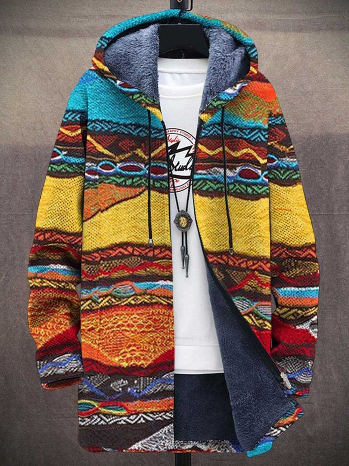Tavric | Luxuriöse Strickjacke inspiriert von Kunst