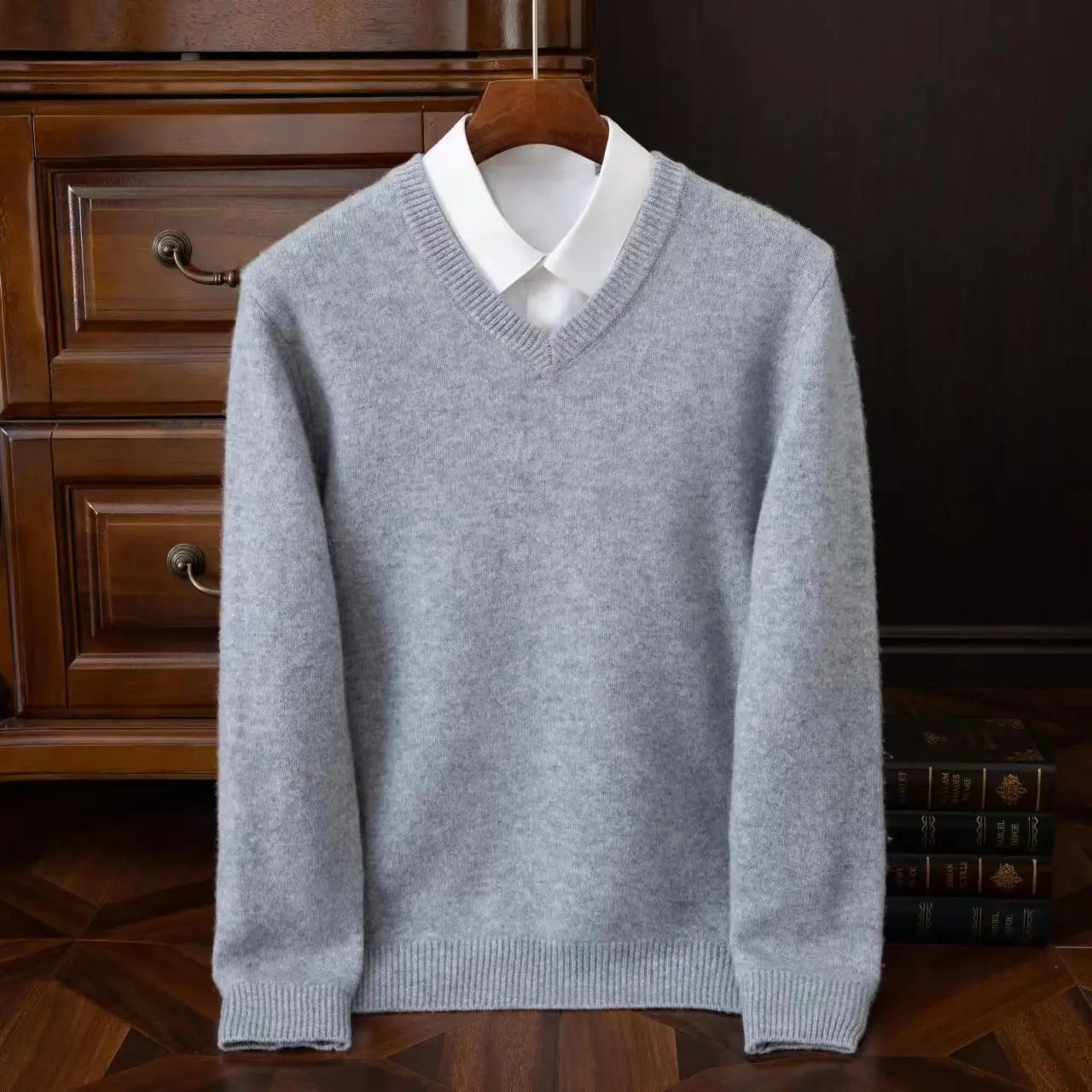 Solvay | Essentieller V-Ausschnitt Pullover