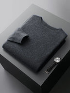 Lumen | Luxe Merino Rundhals-Pullover für Männer