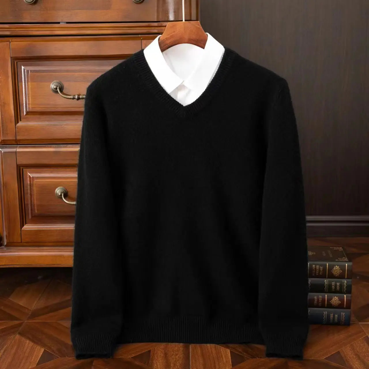 Solvay | Essentieller V-Ausschnitt Pullover