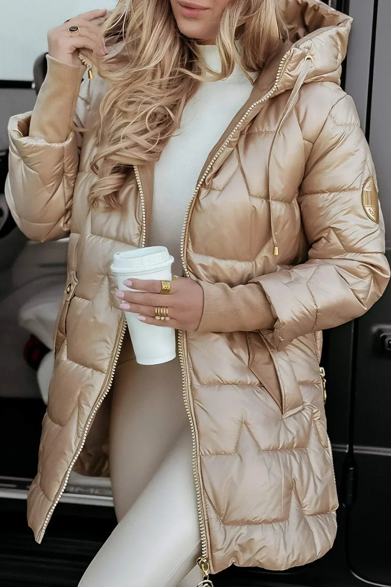Roselyn | Eleganter Wintermantel mit Kapuze und Fütterung